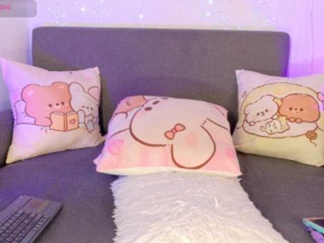 lunitaa0 live cam on BongaCams