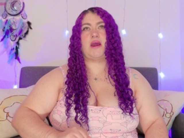 lunitaa0 live cam on BongaCams