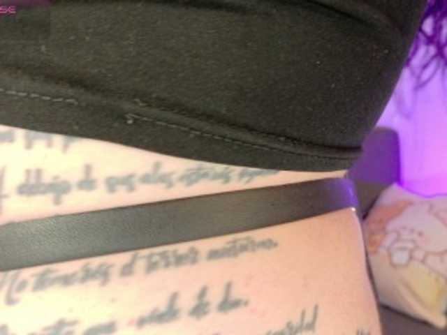 lunitaa0 live cam on BongaCams