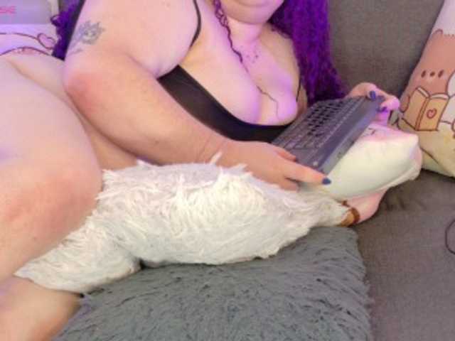 lunitaa0 live cam on BongaCams