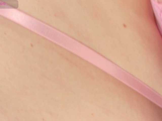 lunitaa0 live cam on BongaCams
