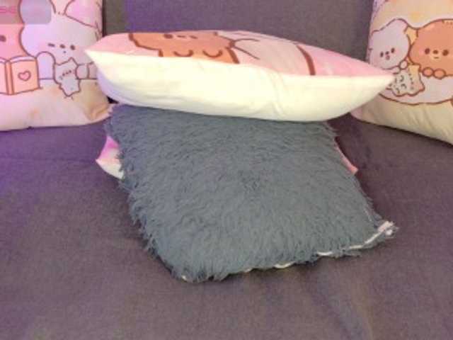 lunitaa0 live cam on BongaCams