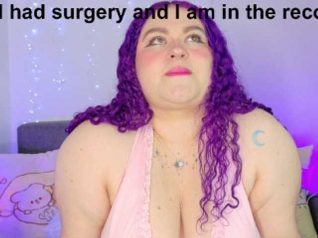 lunitaa0 live cam on BongaCams