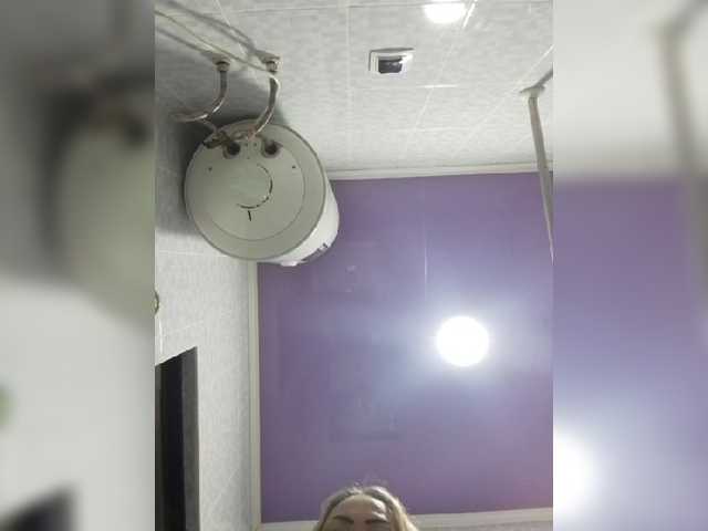 Qweentis live cam on BongaCams