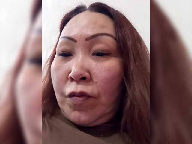 Qweentis, live now on BongaCams