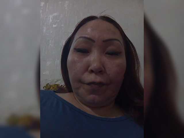 FINANCIALLY_POOR live cam preview