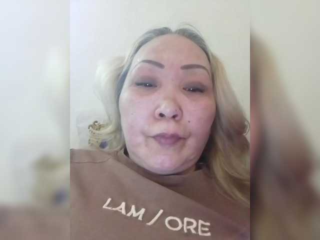 Qweentis live cam on BongaCams