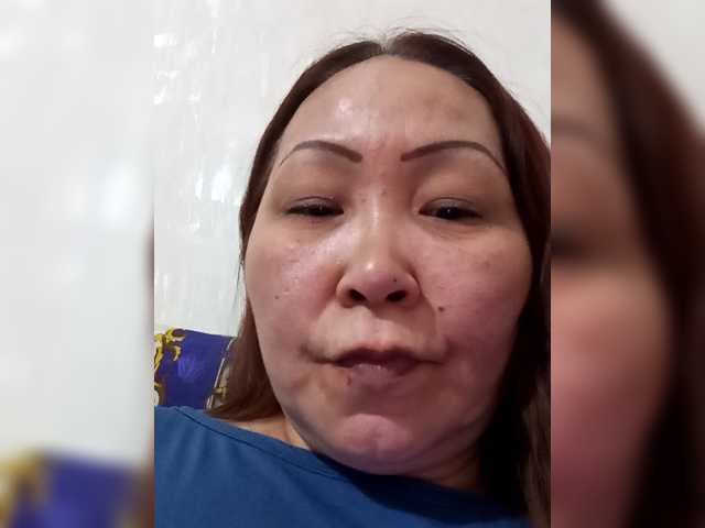 FINANCIALLY_POOR live cam preview