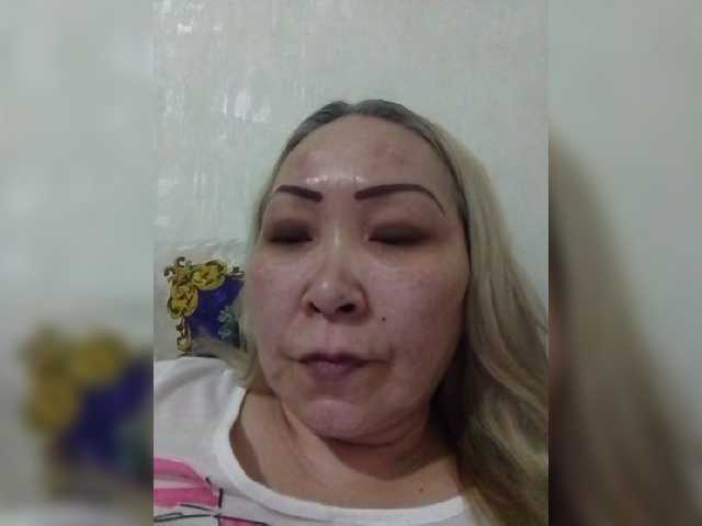 Qweentis live cam on BongaCams