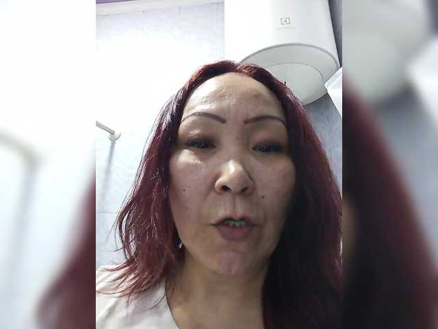 Qweentis live cam on BongaCams