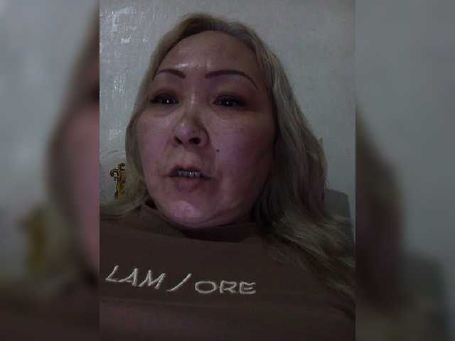 Qweentis live cam on BongaCams