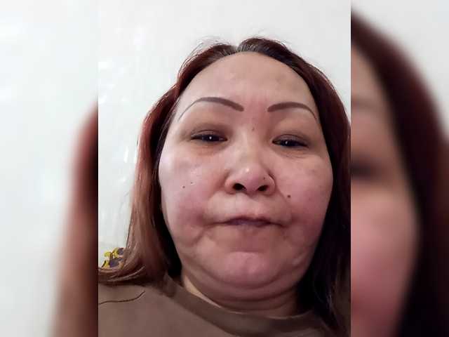 FINANCIALLY_POOR live cam preview