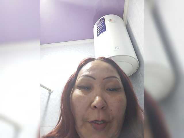 Qweentis live cam on BongaCams