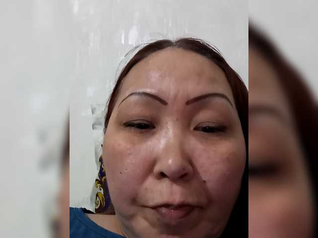 FINANCIALLY_POOR live cam preview