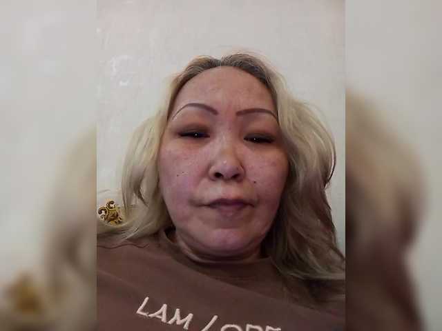 Qweentis live cam on BongaCams