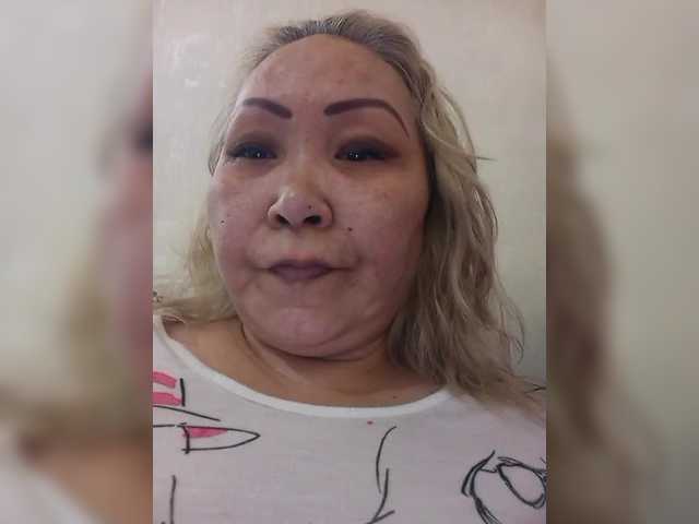Qweentis live cam on BongaCams