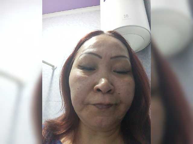 FINANCIALLY_POOR live cam preview