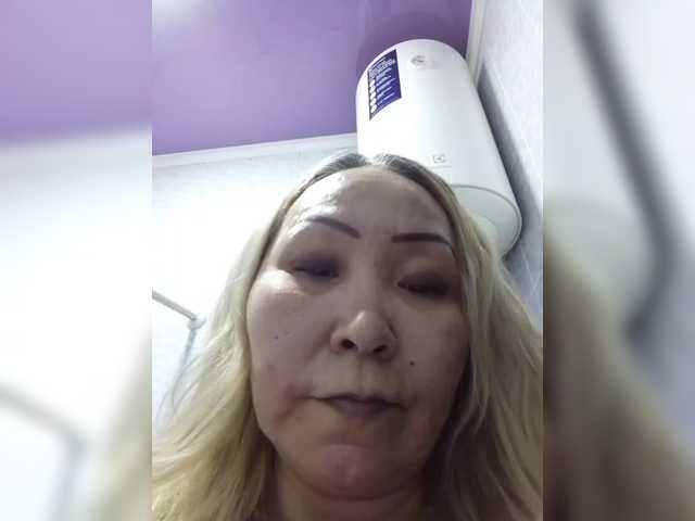 Qweentis live cam on BongaCams