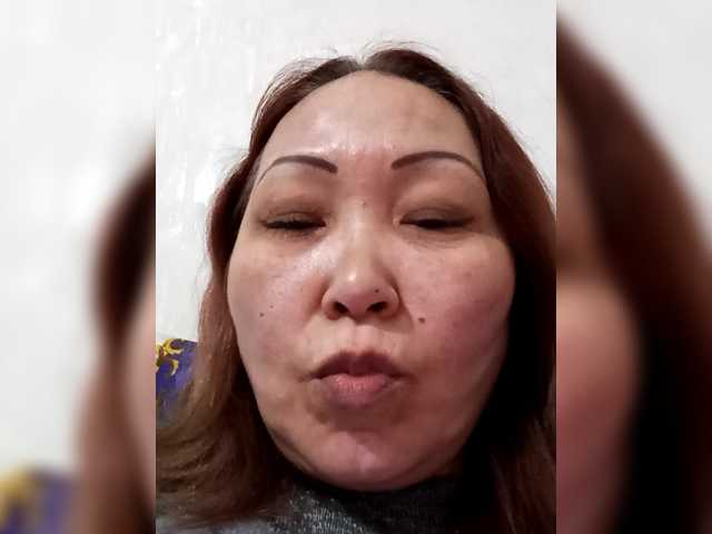 FINANCIALLY_POOR live cam preview