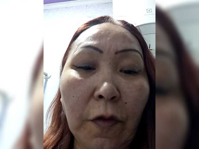 Qweentis, live now on BongaCams