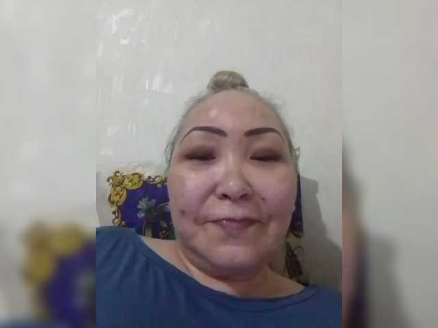 Qweentis live cam on BongaCams