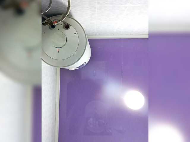FINANCIALLY_POOR live cam preview