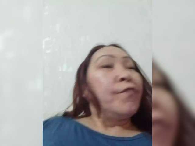 FINANCIALLY_POOR live cam preview