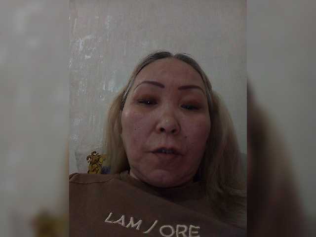 Qweentis live cam on BongaCams