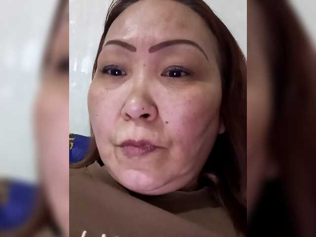 FINANCIALLY_POOR live cam preview