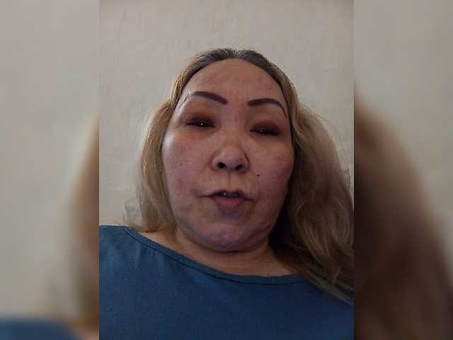 Qweentis live cam on BongaCams