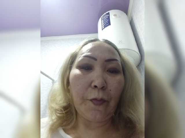 Qweentis live cam on BongaCams