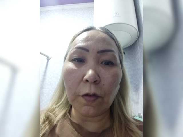 Qweentis live cam on BongaCams