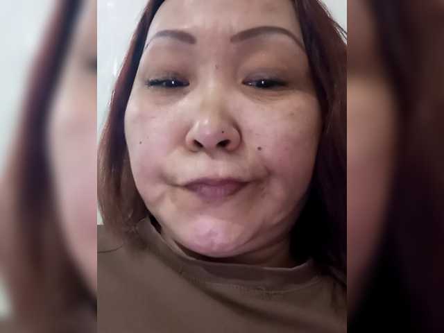 FINANCIALLY_POOR live cam preview