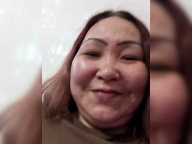 FINANCIALLY_POOR live cam preview