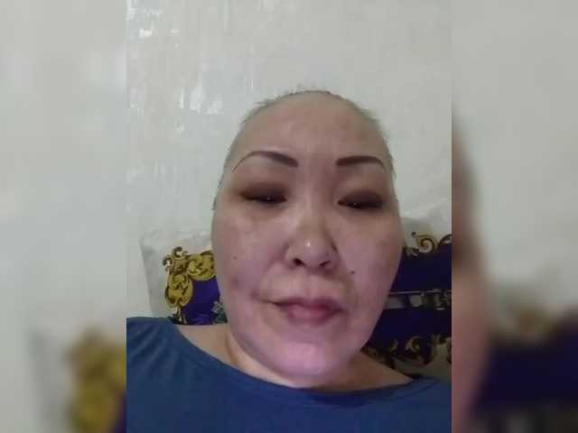 Qweentis live cam on BongaCams