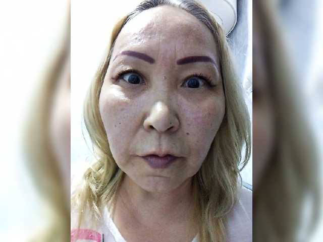 Qweentis live webcam show