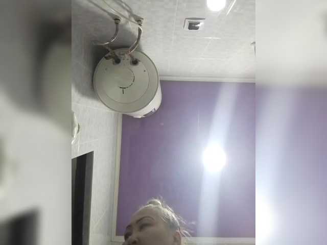 Qweentis live cam on BongaCams