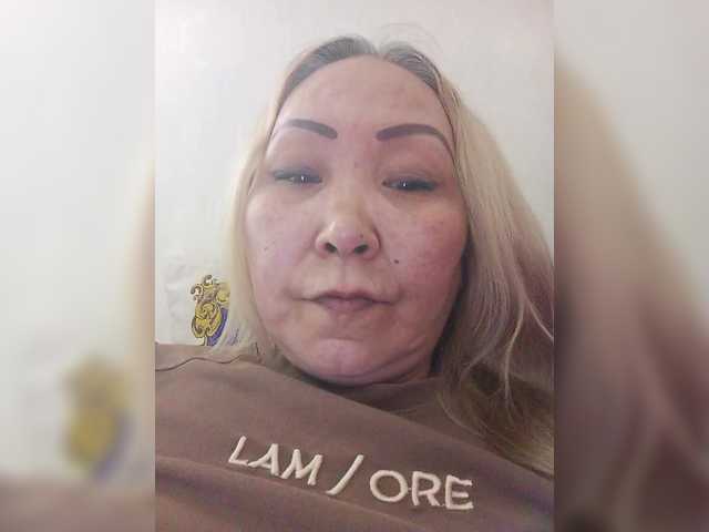 Qweentis live cam on BongaCams