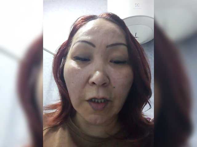 FINANCIALLY_POOR live cam preview