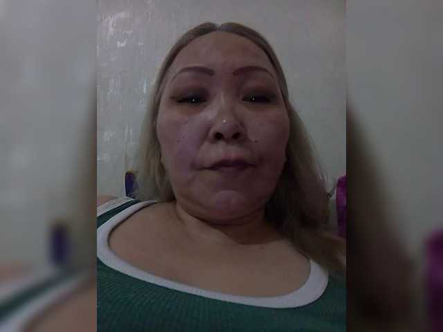 Qweentis live cam on BongaCams