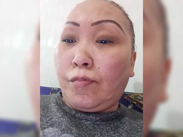 Qweentis live cam on BongaCams