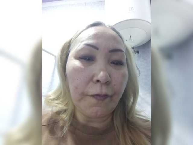 Qweentis live cam on BongaCams