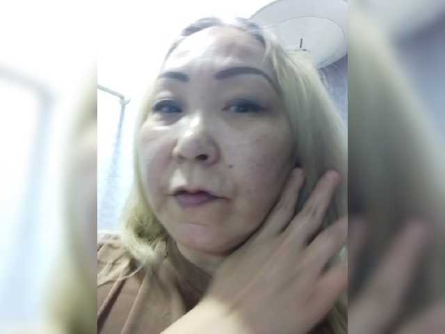 Qweentis live cam on BongaCams