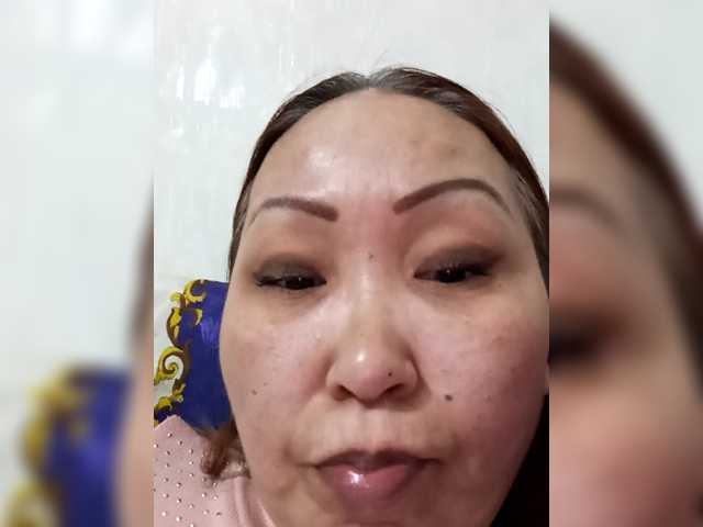 Qweentis live cam on BongaCams