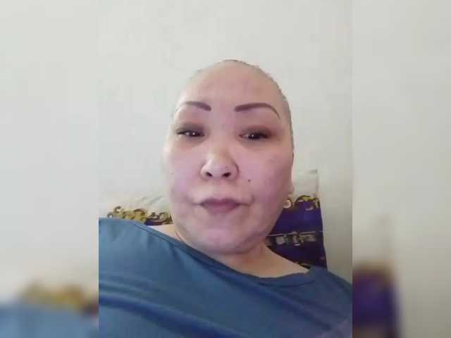 Qweentis live cam on BongaCams