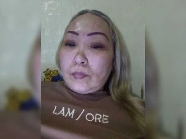 Qweentis live cam on BongaCams