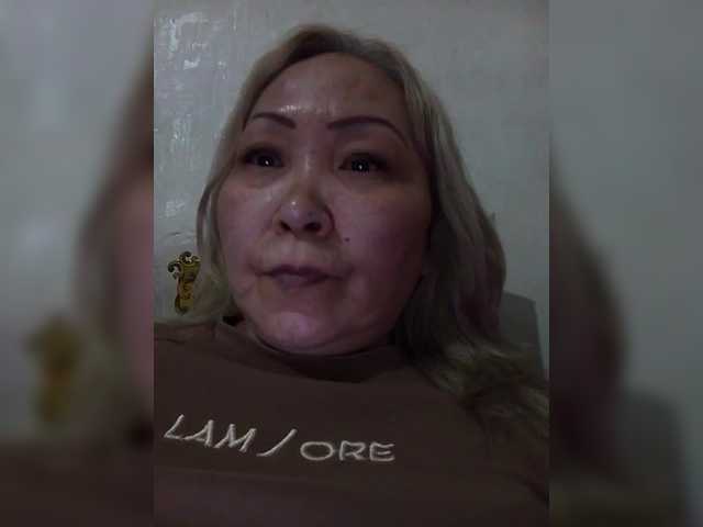 Qweentis live cam on BongaCams