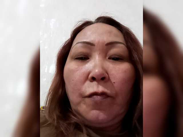 FINANCIALLY_POOR live cam preview