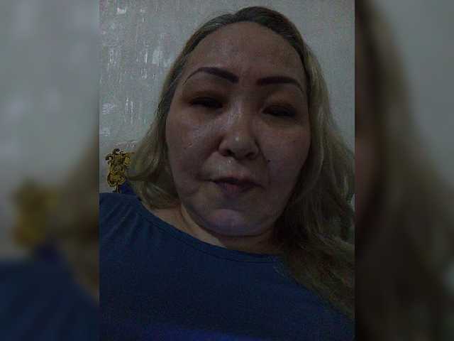 Qweentis live cam on BongaCams