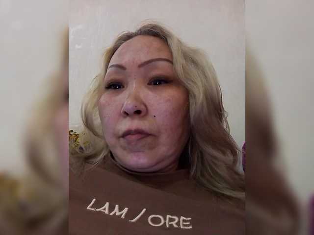 Qweentis live cam on BongaCams